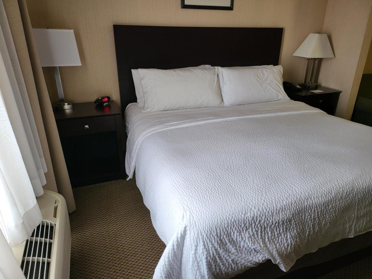 Express & Tipp By Ihg 2*
