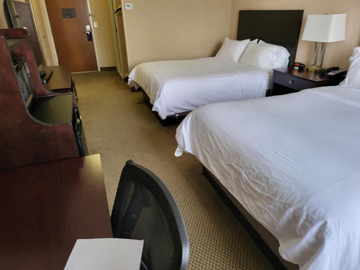 Express & Tipp By Ihg Hotel