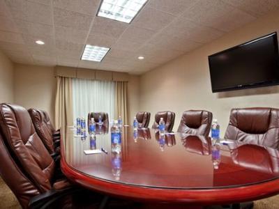Hotel Express & Tipp By Ihg 2*
